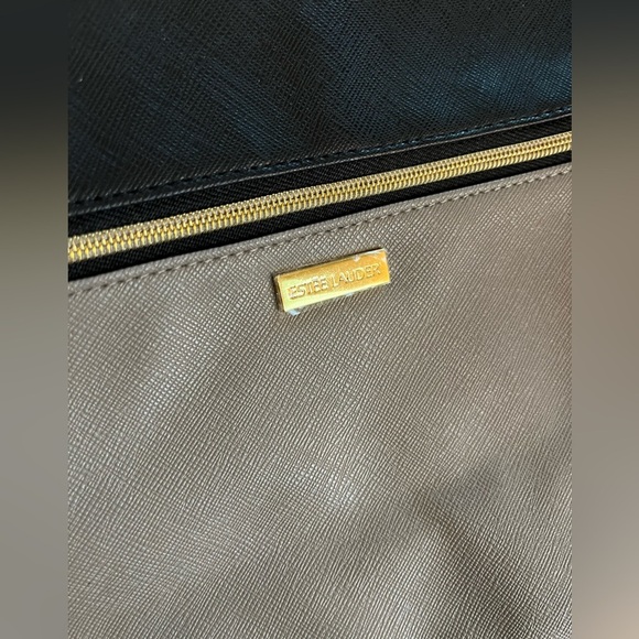 Estée Lauder Cosmetic Makeup Bag, Like New! Gray & black, Gold Zipper - Picture 12 of 12